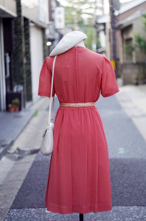 画像3: ”JANSOUTHERN” 無地 オレンジ 半袖 レトロワンピース ノーカラー プリーツ ウエストゴム[20179]