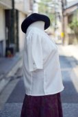画像11: 無地 白 半袖 ブラウス ノーカラー 刺繍 [17303]