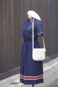 画像1: ”Vingt miel” 無地 ネイビー 半袖 レトロワンピース レギュラーカラー ボーダーライン ウエストゴム[20201] (1)