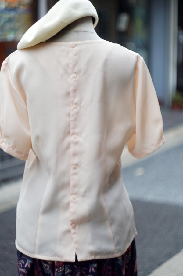 画像8: "PerLuanto" 無地 ピンク系 半袖 ブラウス ノーカラー カッティングレース  [20199]