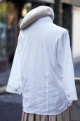画像11: "Populaire" コットン リネン 無地 白 七分袖 ブラウス レギュラーカラー レース シェルボタン [20202]