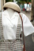 画像1: ※全体写真なし”QUATOREZE” 白 半袖 ブラウス オープンカラー 刺繍  [20217] (1)