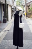 画像1: ”YOJI YAMAMOTO NOIR” 無地 レーヨン  シルク 黒 袖なし レトロワンピース ラウンドネック[20223] (1)
