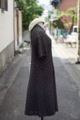 画像2: "Charles Entieres" 黒系 チェック×花柄 半袖 レトロワンピース 丸襟 [20226] (2)