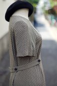 画像8: "Partout" ブラウン系 幾何学 総柄 半袖 レーヨン レトロワンピース ノーカラー[20228]