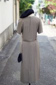 画像3: "Partout" ブラウン系 幾何学 総柄 半袖 レーヨン レトロワンピース ノーカラー[20228]