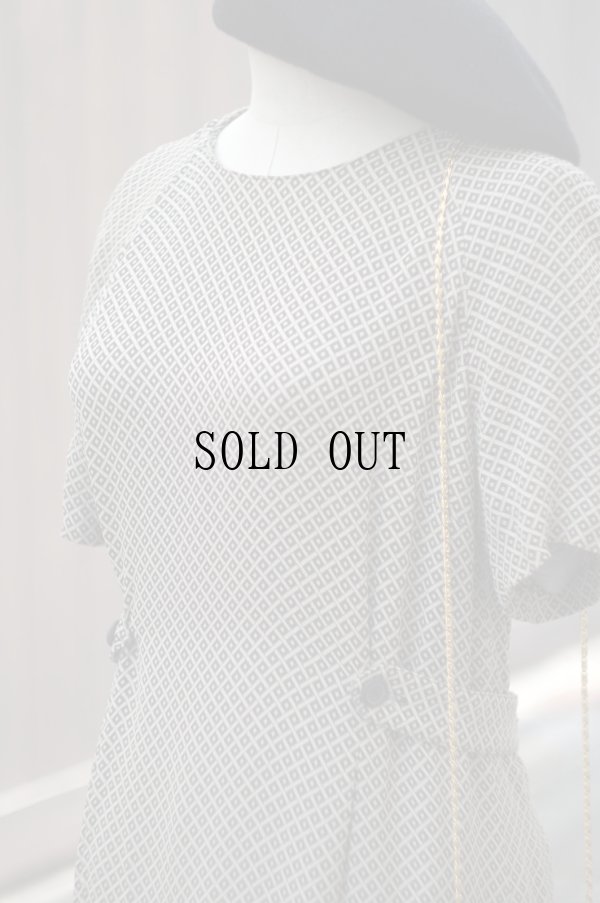 画像6: "Partout" ブラウン系 幾何学 総柄 半袖 レーヨン レトロワンピース ノーカラー[20228]