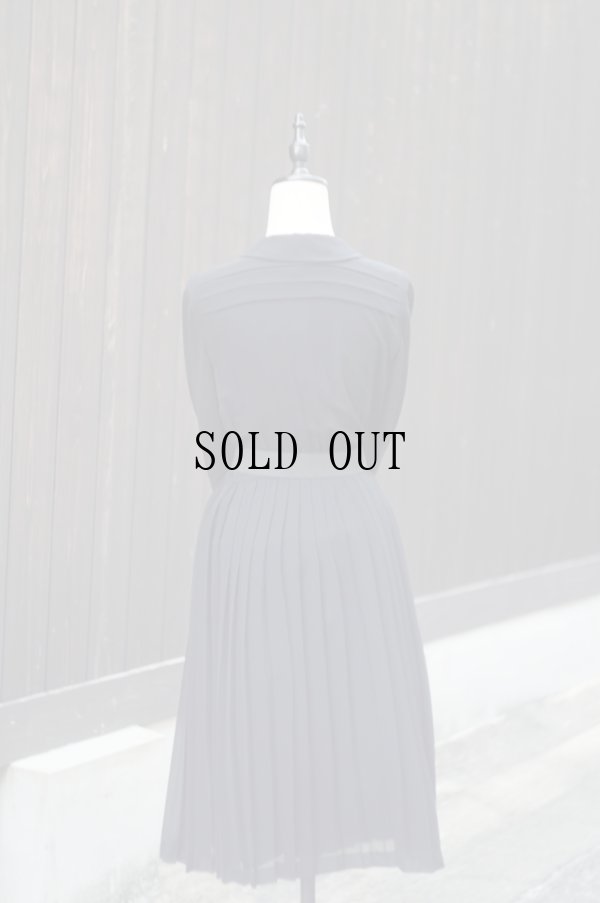 画像5: ”IginSibon” 黒系 無地 長袖 レトロワンピース プリーツ ウエストゴム[20196]