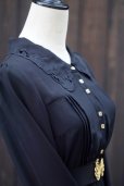画像10: 黒系 無地 長袖 レトロワンピース レギュラーカラー 刺繍 ピンタック プリーツ ウエストゴム[20227]