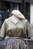 画像1: "MARIE REINE" カーキ系 コットン リネン 半袖 ブラウス  オープンカラー[20235] (1)