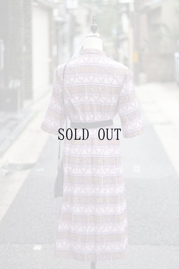 画像4: "fitme" 花柄 アイボリー×ブラウン系 五分袖 レトロワンピース マオカラー [20242]