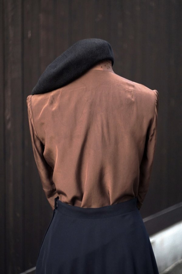 画像6: "Vichissoise" ブラウン 長袖 チャイナブラウス マオカラー スワトウ刺繍[20301]