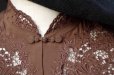 画像3: "Vichissoise" ブラウン 長袖 チャイナブラウス マオカラー スワトウ刺繍[20301] (3)