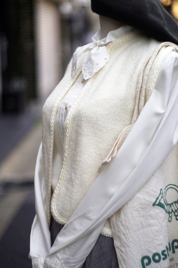 画像5: "RIOLOOP" 無地 アイボリー ベスト ラウンドネック 前開き ニット[20312]