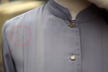 他の写真1: ドット柄 グレー×ベージュ  長袖 レトロワンピース  マオカラー[20352]