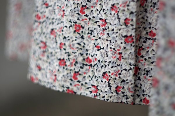 画像6: マルチカラー 小花柄 フレア スカート w65cm[20354]