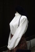 画像5: "Mercredi" 無地 白 長袖 ブラウス プリーツ スタンドカラー [20360] (5)