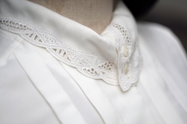 画像4: "Mercredi" 無地 白 長袖 ブラウス プリーツ スタンドカラー [20360]