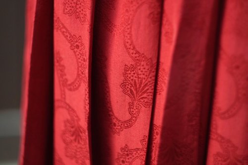 他の写真1: 赤 無地 オリエンタル柄 スカート フレア  w64cm[20376]