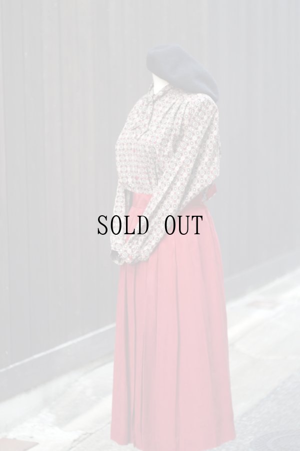 画像5: 赤 無地 オリエンタル柄 スカート フレア  w64cm[20376]