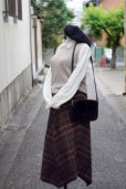 画像7: "LAURA ASHLEY" 無地  ベージュ ピュアウール ベスト クルーネック ニット[20390]