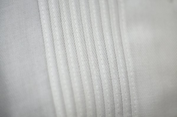 画像5: "Seraza Roman" 無地 白 長袖 ブラウス レギュラーカラー スカラップ 刺繍  ビーズ ピンタック[20391]