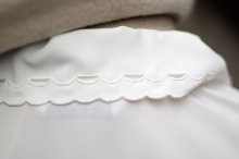 他の写真1: "Cecilene" 無地 白 長袖 ブラウス レギュラーカラー スカラップ ピンタック[20395]