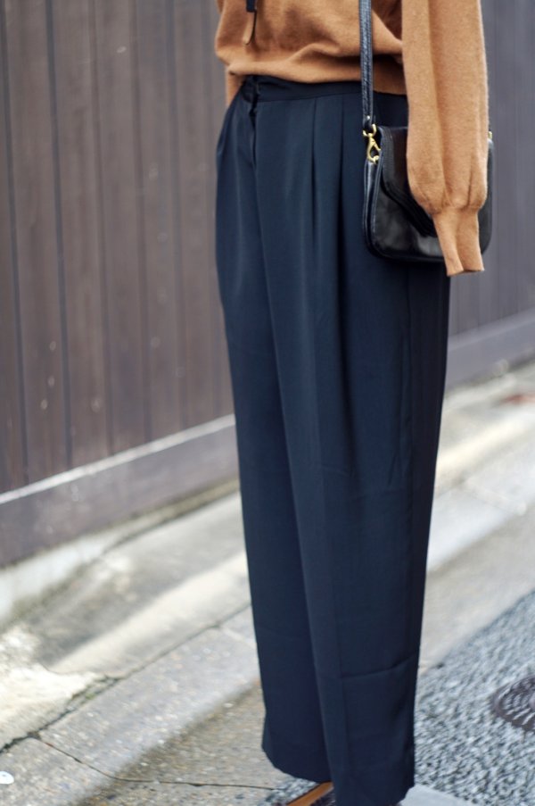 画像4: "AVUE" 無地 黒 パンツ  /w72cm [20410]