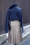 画像7: "DAKS" チェック柄 ウール混 ベージュ×黒 スカート フレア w65cm[20421]