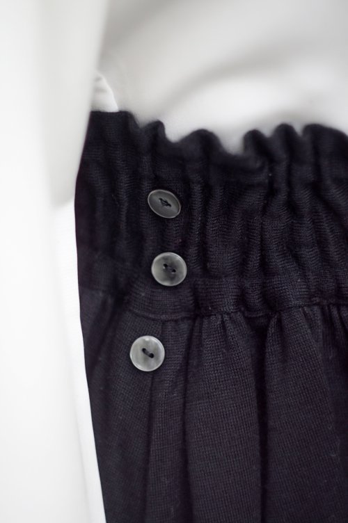 他の写真1: ”nola” 無地 ウール 黒 スカート フレア ウエストゴム w58?64cm[20444]
