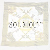 カーキ系 冠とタッセル スカーフ 90cm×90cm[20399]