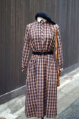 画像4: ”clignancourt” チェック柄 ウール オレンジ×ネイビー 長袖 レトロワンピース レギュラーカラー [20456] (4)