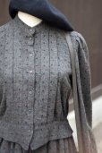 画像6: ”マリアージュ” ドット柄 ウール混 グレー系   長袖 レトロワンピース  スタンドカラー セパレート風 ウエストゴム[20471] (6)