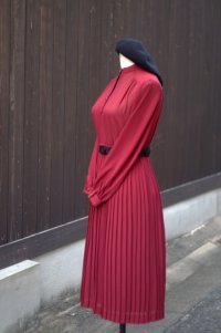 ”TOKYO STYLE” 赤系 無地 長袖 レトロワンピース スタンドカラー プリーツ[20470]