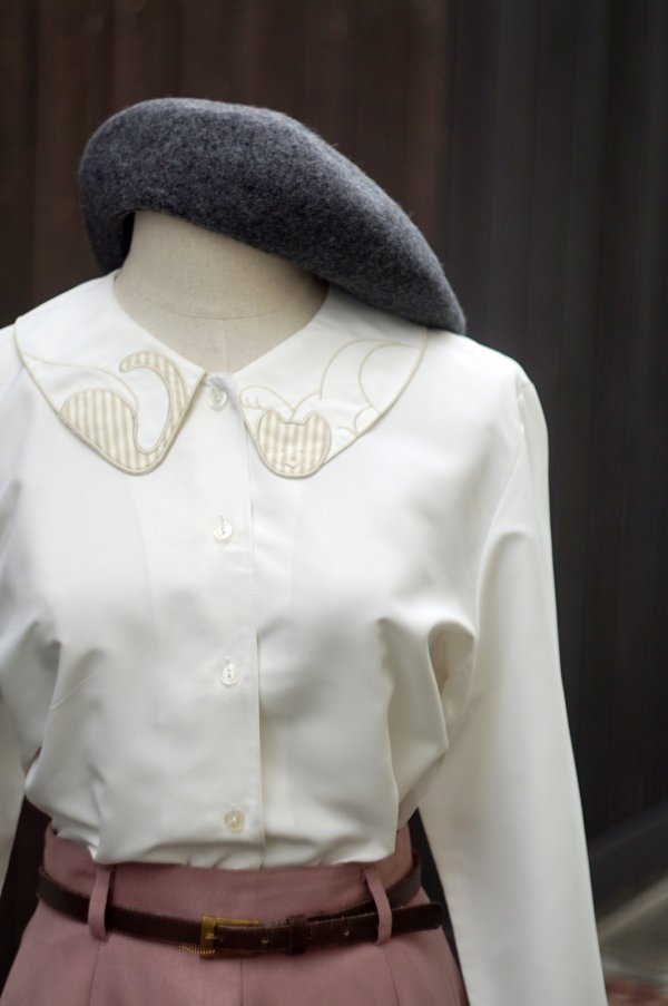 画像2: ”orvi” 白 長袖 ブラウス レギュラーカラー 丸襟 猫 [20491]