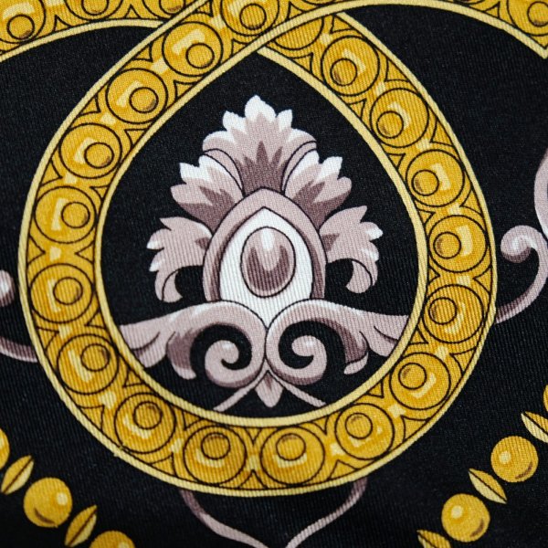 画像3: 黒系 シルク 総柄  スカーフ 86cm×86cm[20552]