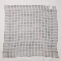 "perry ellis" グレー シルク チェック柄  スカーフ 89cm×89cm[20557]