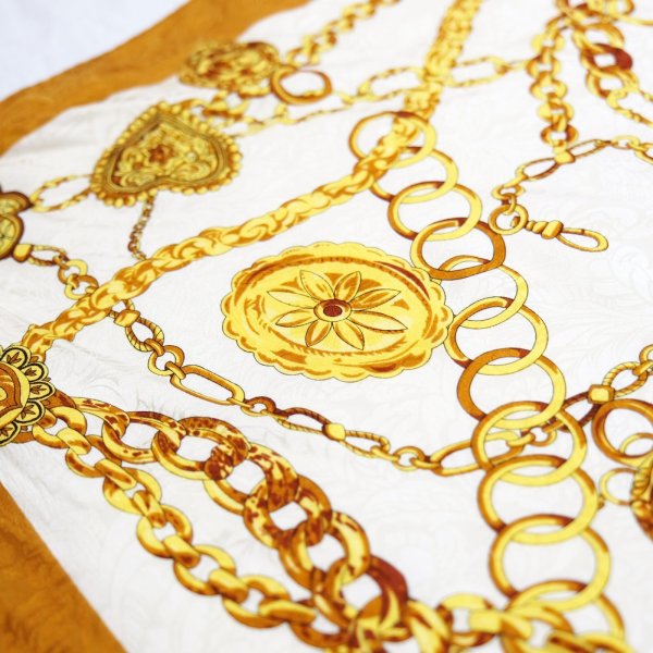 画像7: "LUCREZIA" イタリア製 ブラウン×アイボリー シルク 総柄  スカーフ 84cm×84cm[20555]