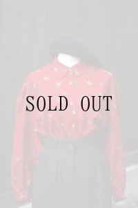 "VELLEJU" 総柄 赤 長袖 ブラウス レギュラーカラー ロンドン兵[20499]