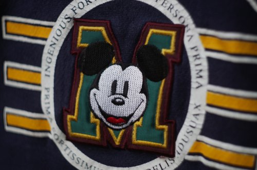 他の写真1: "THE DISNEY STORE" US製 コットン ネイビー スウェット トップス ミッキー ロゴ[20512]