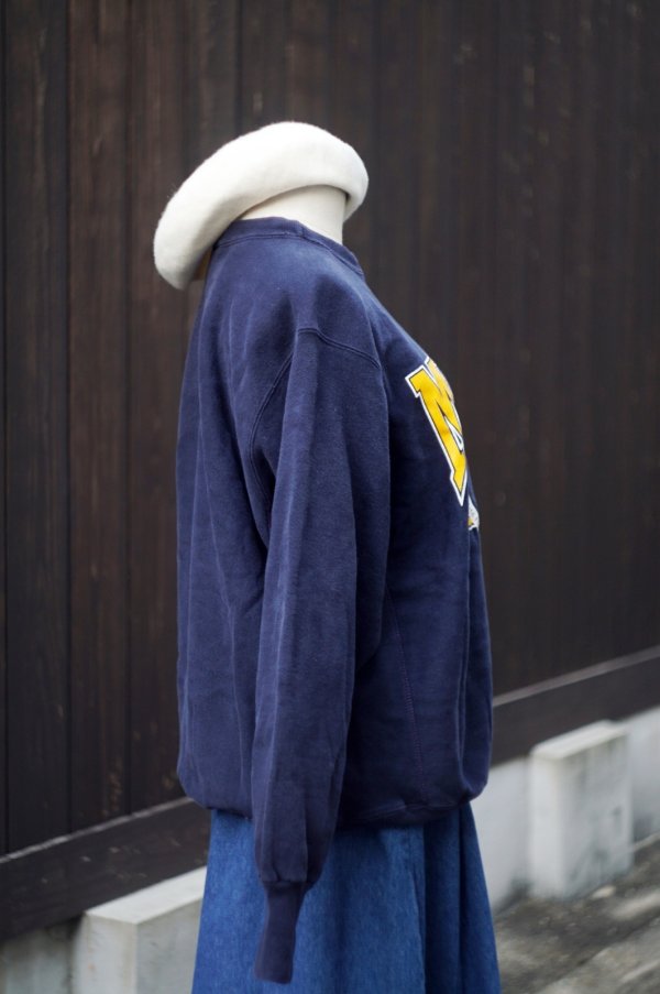 画像2: "THE DISNEY STORE" US製 コットン ネイビー スウェット トップス ミッキー ロゴ[20512]