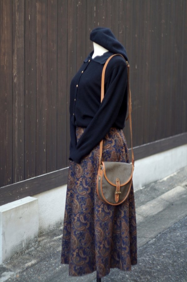 画像6: ”DECADELA” ネイビー×ブラウン系 ペイズリー柄 スカート フレア w71cm[20517]