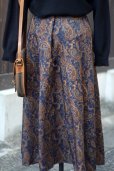 画像4: ”DECADELA” ネイビー×ブラウン系 ペイズリー柄 スカート フレア w71cm[20517] (4)