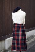 画像9: ”GLENPOSE” スコットランド製 タータンチェック柄 ピュアウール マルチカラー系 巻きスカート フレア サイズ調整可能 w74cm[20522] (9)