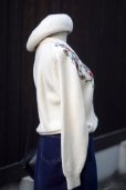 画像5: 無地 アイボリー  ニット カーディガン スタンドカラー お花 刺繍[20520] (5)
