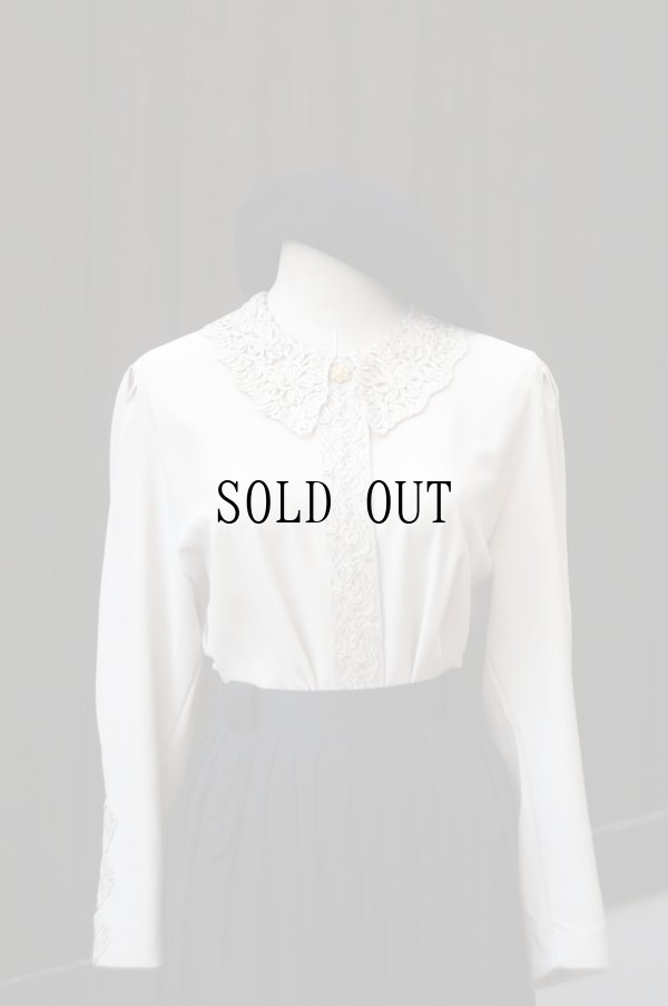 画像1: "Hana no blouse" 無地 グレー系 長袖 ブラウス 比翼 レース襟[20519]