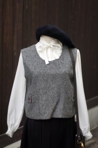 ”PANPA MIA” 無地 グレー ベスト ノーカラー 後開き ポケット[20534]