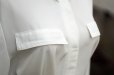 画像4: ”BALENCIAGA” 無地 白 長袖 ブラウス レギュラーカラー 比翼 ポケット風[20538] (4)