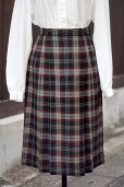 画像1: ”DAKS” タータンチェック柄 ウール グリーン×赤 スカート フレア  w68cm[20535] (1)