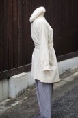 画像4: ”Jenifer Leed” ベージュ系  無地  トレンチコート ダブルボタン ベルト付き[20549] (4)